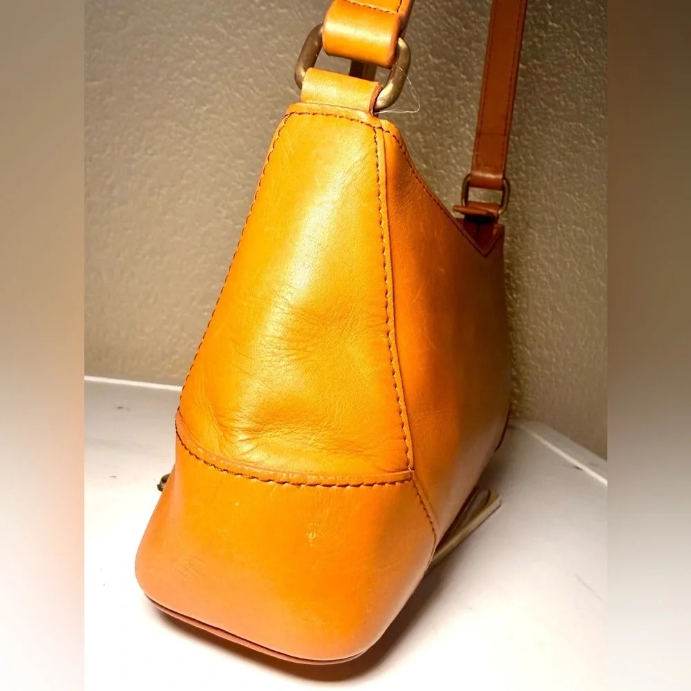 Burberry Vintage Leather Shoulder Bag | Nova Check Lining w/DB | Viral 20K Views